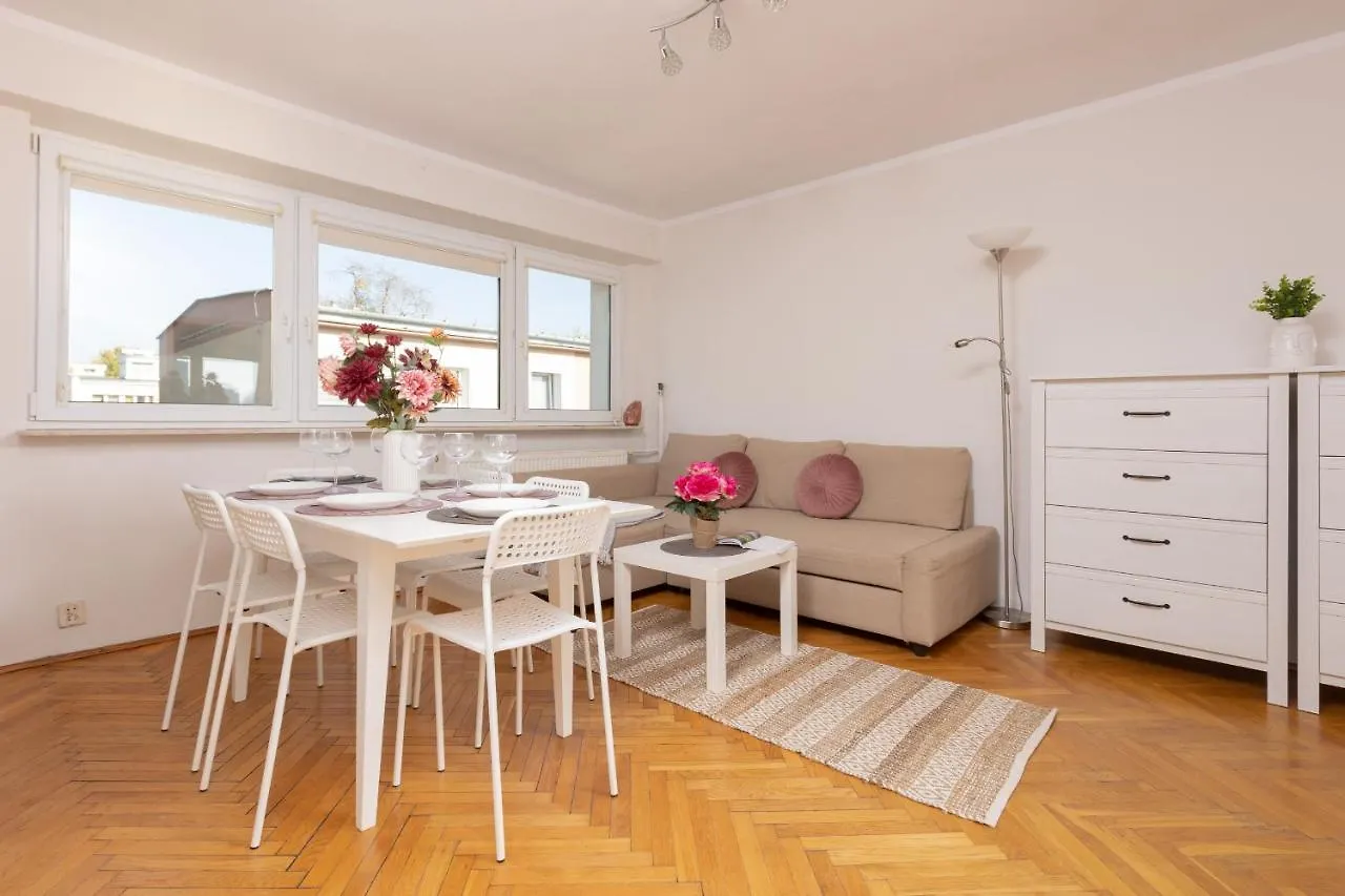 وارسو Metro Wawrzyszew Apartment By Renters